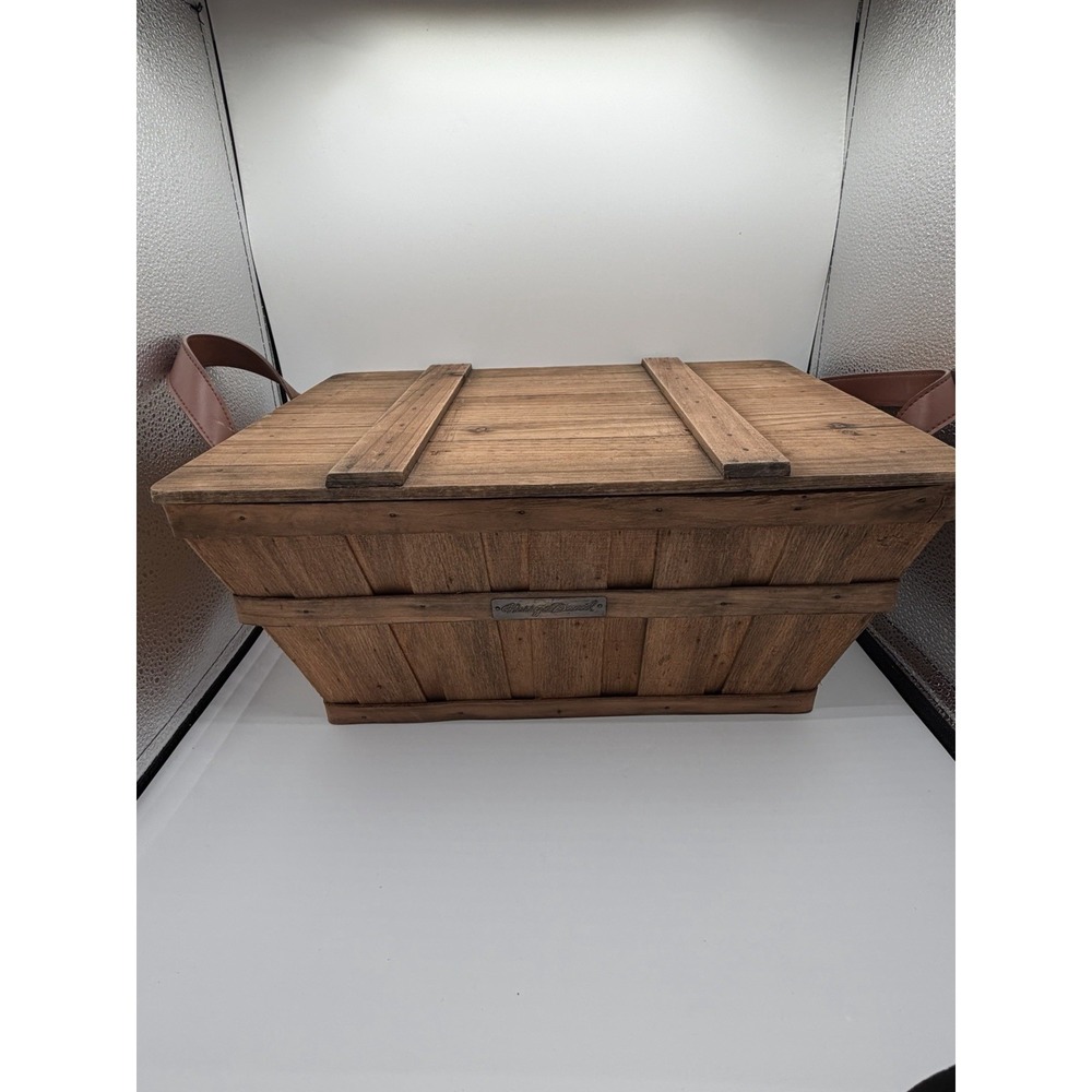 Harry & David Leather Handle Wooden Rectangle Basket Brown 15.5"x 11"x7.5" W/Lid